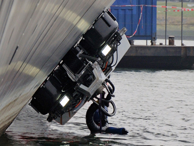 Ship hull cleaning